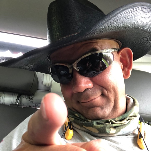 Meet your Posher, Roberto - Picture 10 of 16